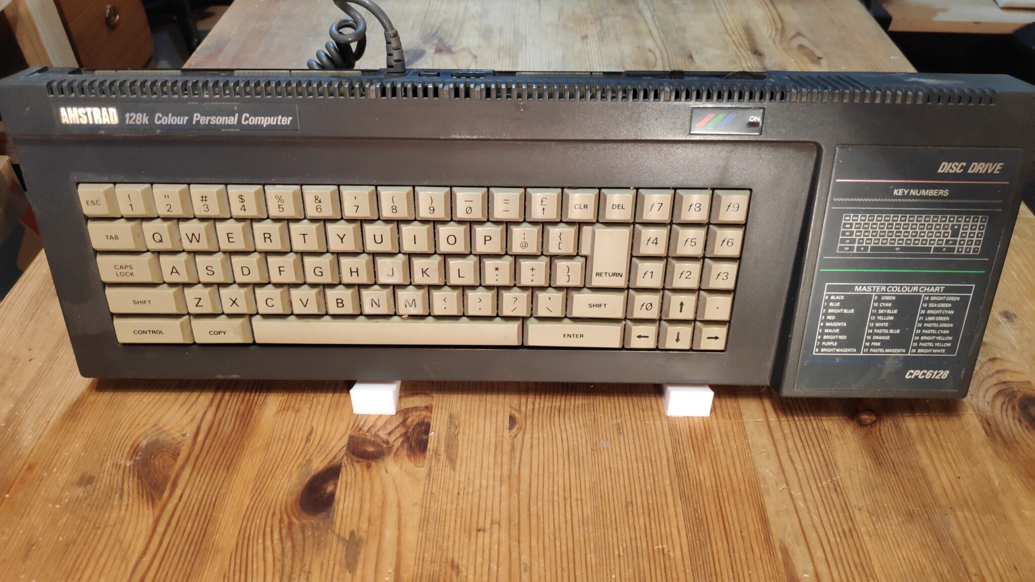 Retro Computer Display Stand - RetroNerd RetroNerd