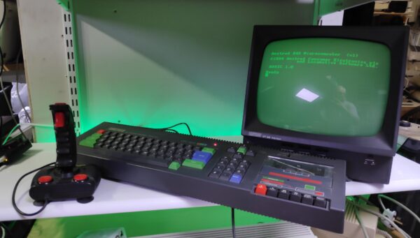 Amstrad CPC 464 with Original Monitor & Joystick
