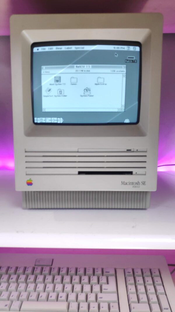 Retro Apple Mac SE FDHD Upgraded and Renovated