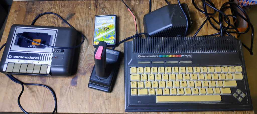 Commodore Plus 4 Repair